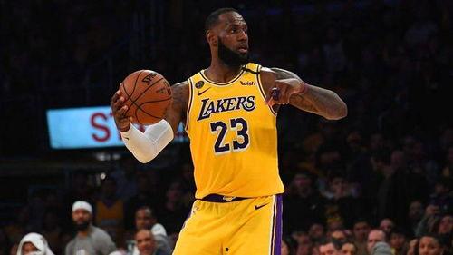 nba三分球排行榜吃瓜娱乐,盘点那些让人“哇塞”的远投高手! 第2张 nba三分球排行榜吃瓜娱乐,盘点那些让人“哇塞”的远投高手! 第2张